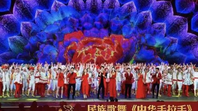 云朵,曾连续五年上过春晚,看看她都唱了哪些歌?