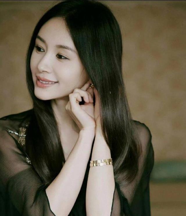 王子文除了身高，其他方面都超级棒！看来老天还是挺公平的