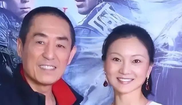 狐狸尾巴终究藏不住!张艺谋情感传奇,私生子与巩俐相似引争议?