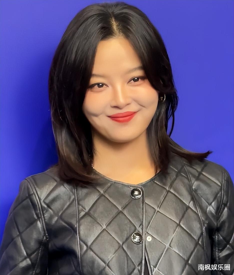 当38岁辛芷蕾跟44岁董洁站一起,我才彻底明白,什么叫顶级自律