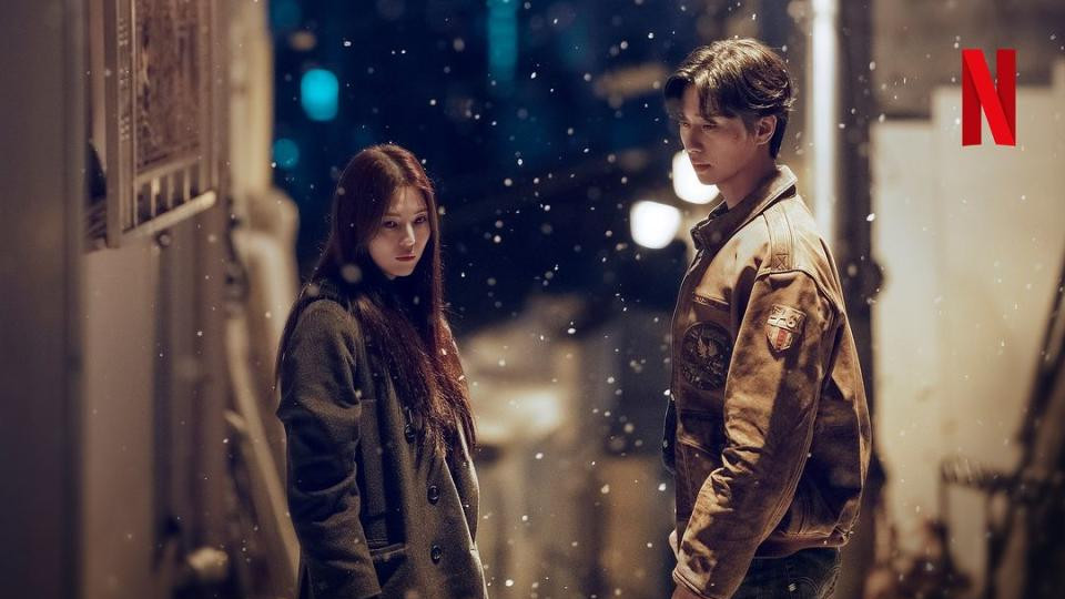 Netflix韩剧《京城怪物2》重磅回归！韩韶禧与朴叙俊现代重逢！