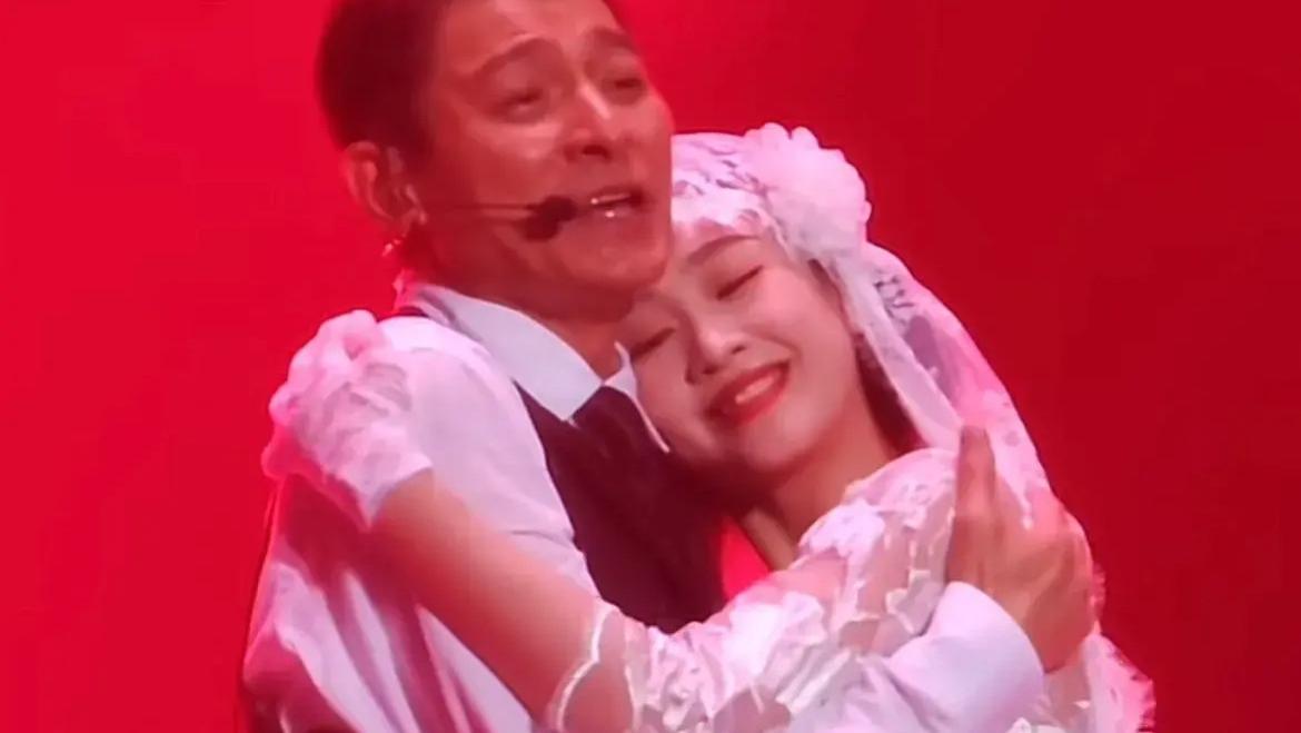 是真的！刘德华演唱会的伴舞女孩，身份曝光，本人：不是演的