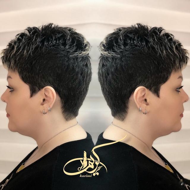 女人过了48岁，短发推荐这三种，漂亮时尚很显年轻