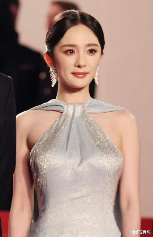 揭秘戛纳红毯:杨幂如何征服国际目光!