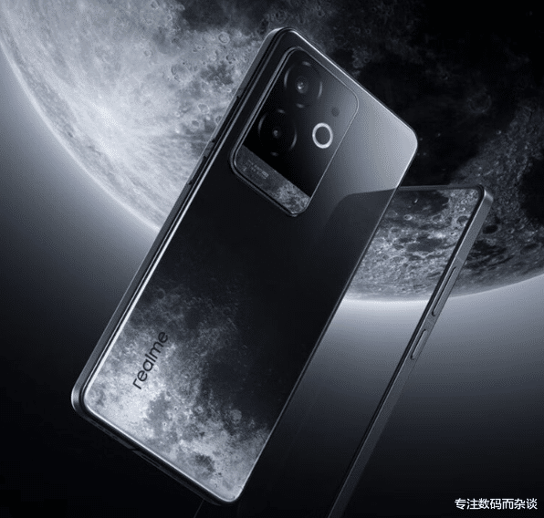 配置相当,RedmiK70U和realmeGT6销量相差5倍,是为何?