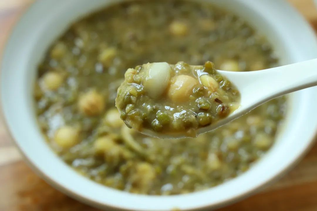 立夏了,要多喝这道糖水,清凉解暑,比奶茶好多了!