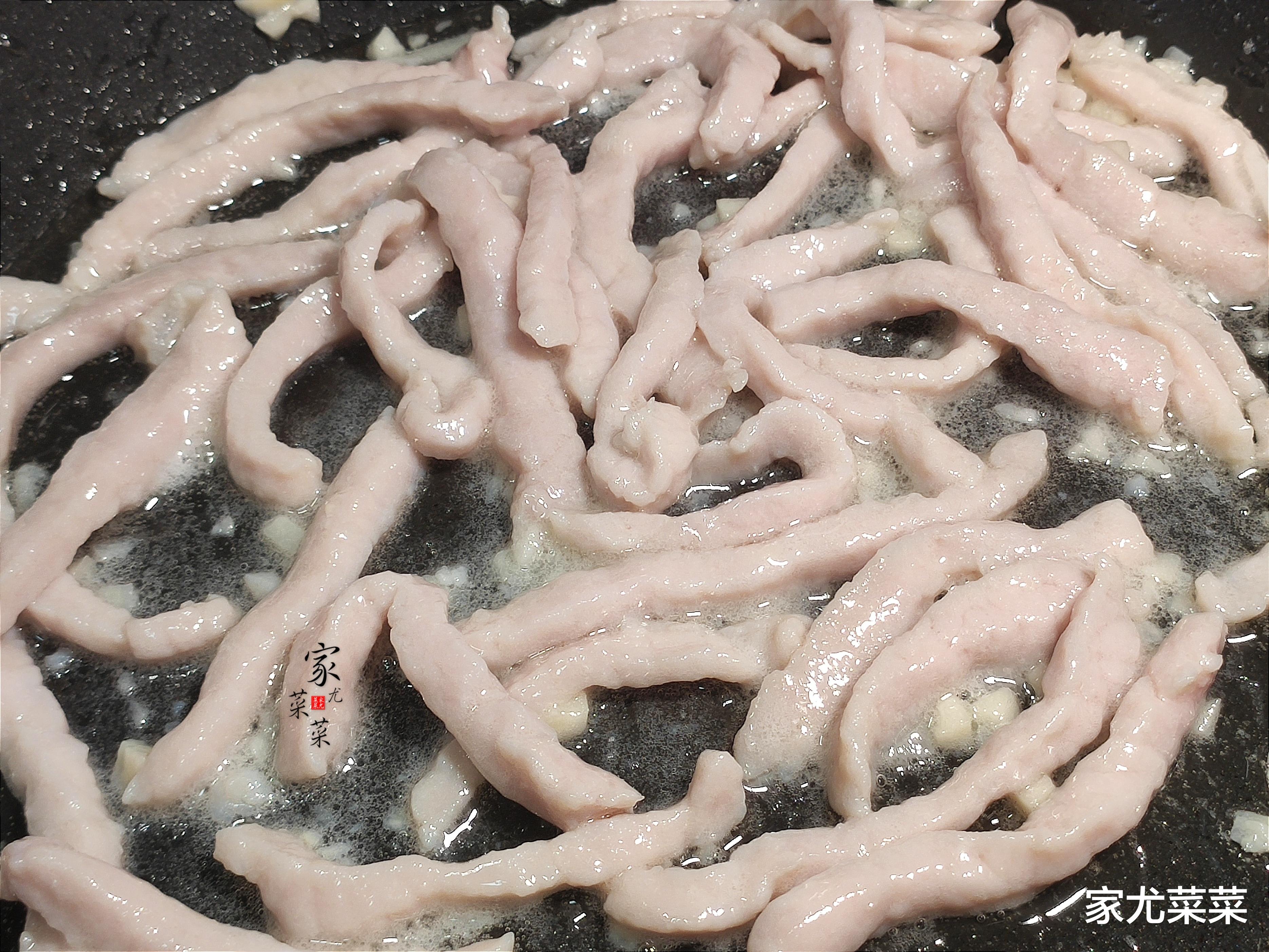 “6月吃一瓜，中药不用抓”，清热又养血，尤其中老年人要多吃