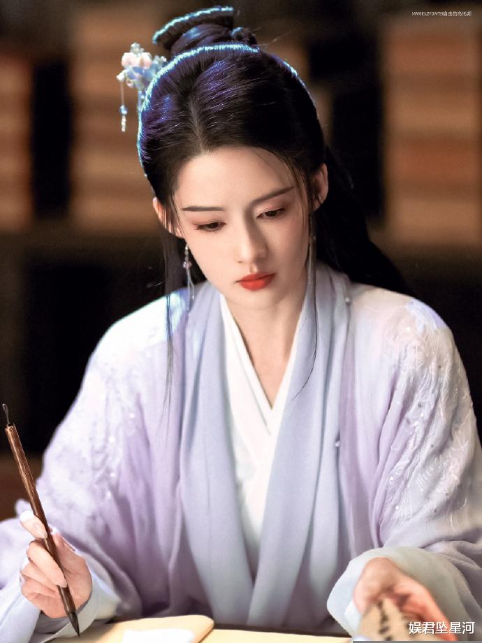 《七夜雪》隐藏7位美女,曾可妮第4,李沁只能排第2,第1是真惊艳