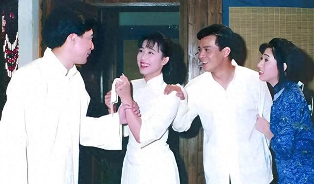 黄日华分享一张32年前照片，四人合影只剩一人在世！