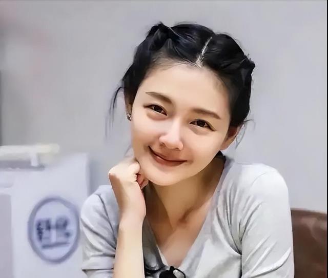 热闹了，S妈后台真硬，具俊晔摇人来了，汪小菲弱爆了