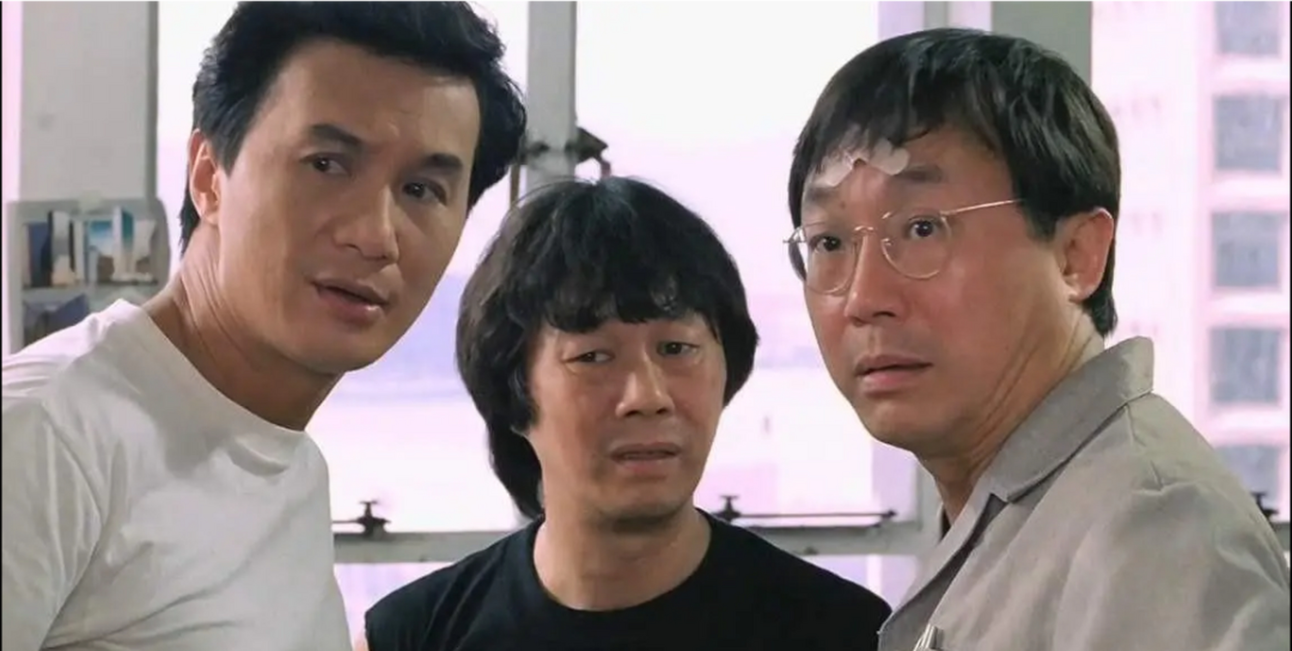 80岁许冠武近照曝光,与许冠文差距明显,最像已故的许冠英!