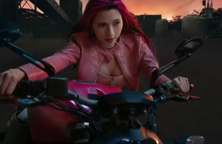 3天票房近1亿!看完《异人之下》,我敢说:内娱票房变天了