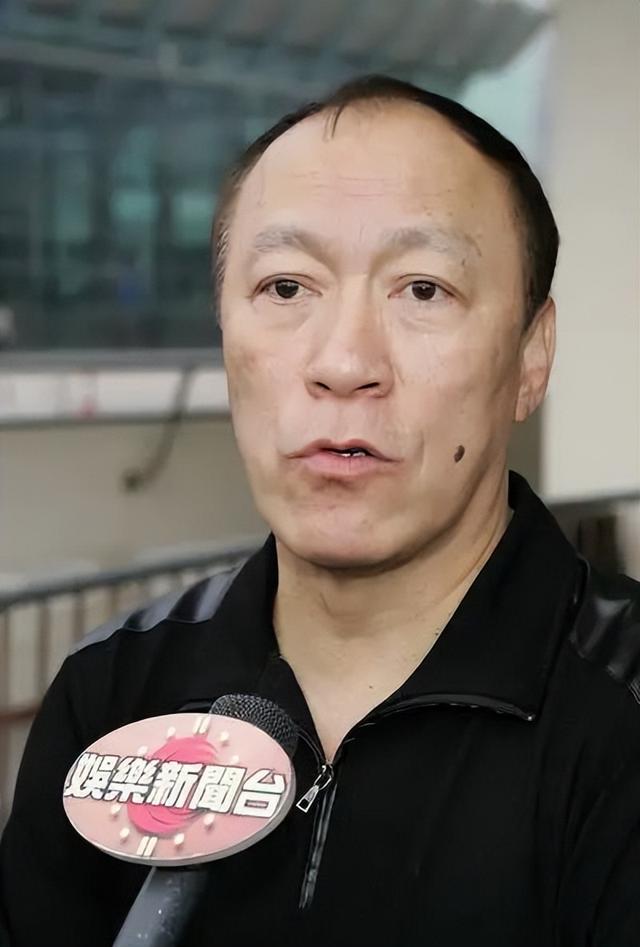 难怪演警察那么像！这5位演员全都是真警察，最后一位还是警花！