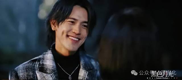 《黑色月光》一部不适合跟孩子看的剧,只因它很成年人、很现实