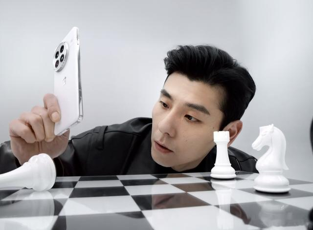 一加13馴龍成功，驍龍8至尊版跑原神60幀39度