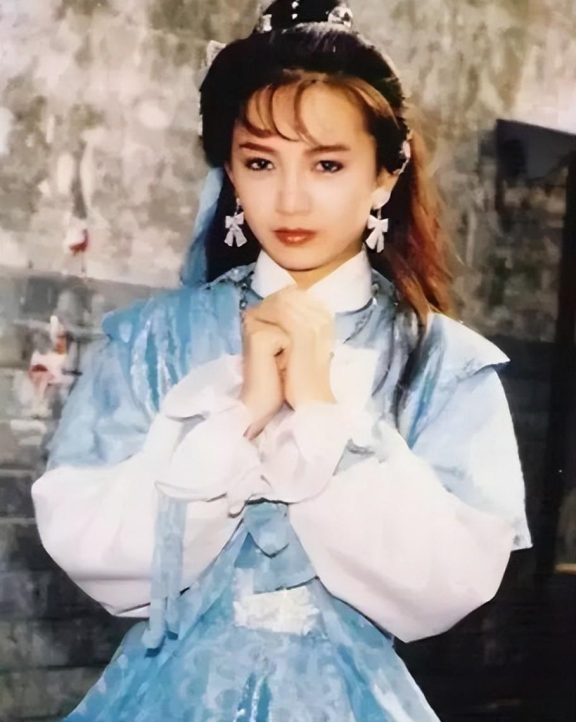 曾华倩:被梁朝伟抛弃,却生冠军儿子,如今的她,证明金星没说错