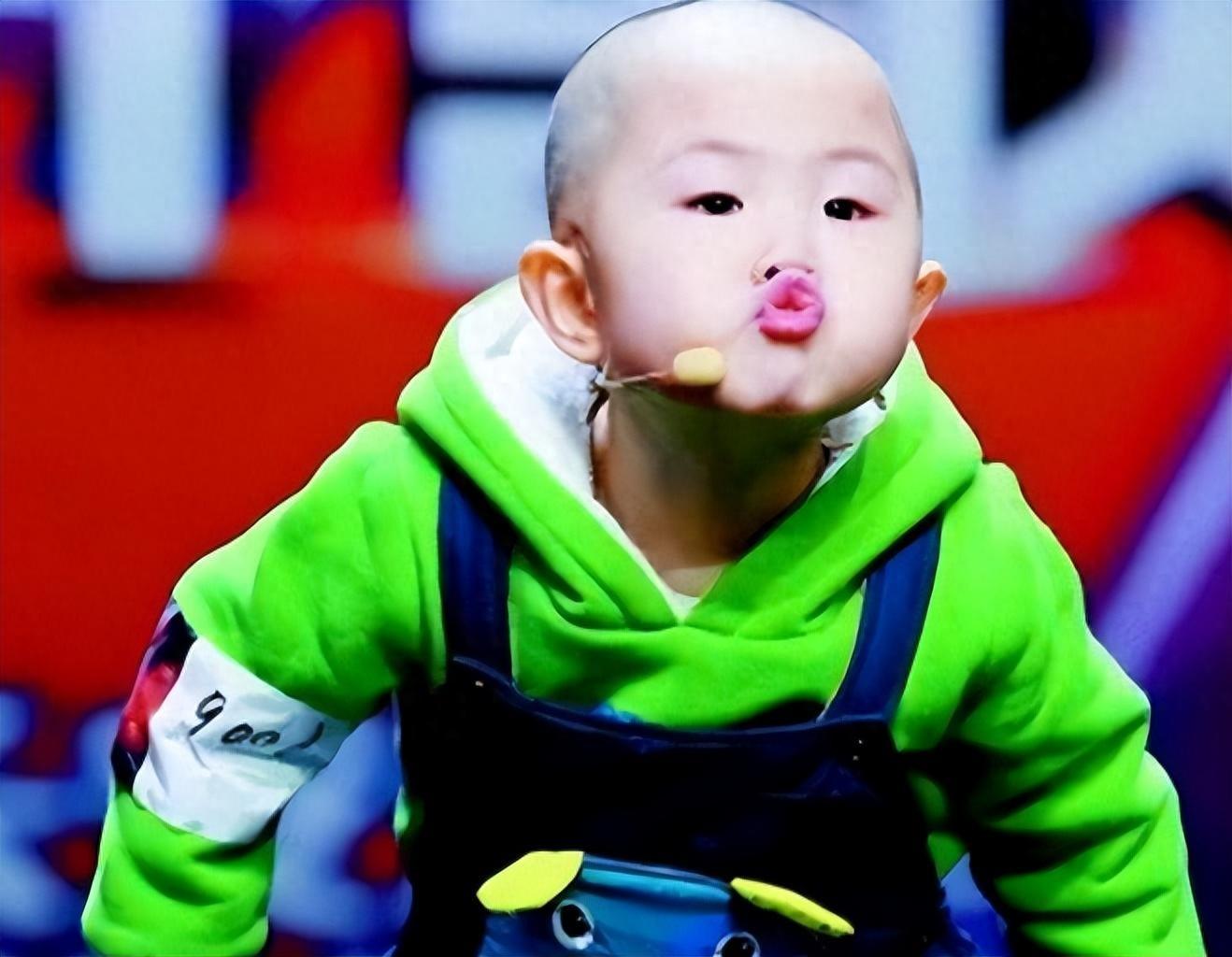 现实版“伤仲永”！他5岁上春晚，年入百万却开始厌学，如今咋样