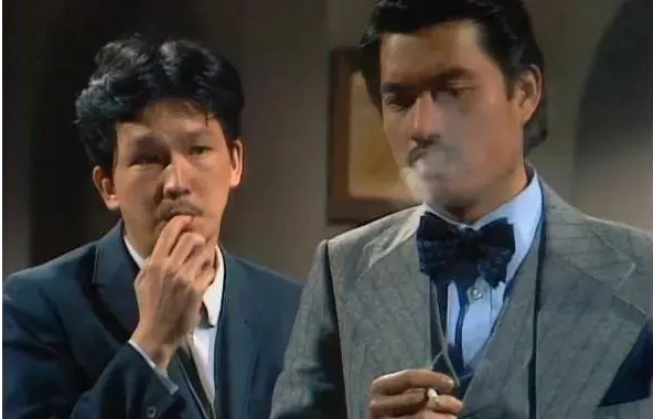 香港影坛最好的10个殿堂级男配角,达叔上榜,榜首堪称千面如来!