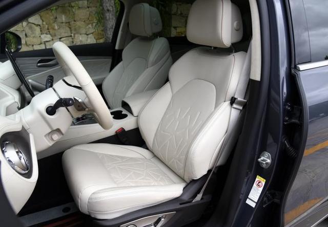 中大型SUV！腾势N8正式上市！