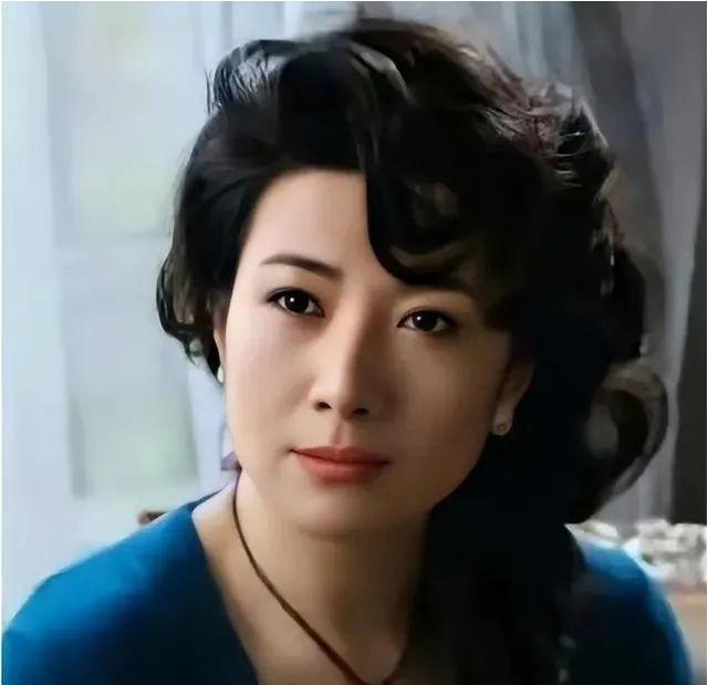 国家一级演员王静：身材傲人长相好，至今零绯闻，60岁却婚姻成迷