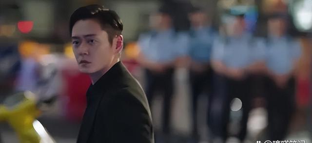 新剧《反黑英雄》首播,看完4集后,我要说:港剧就应该这样拍