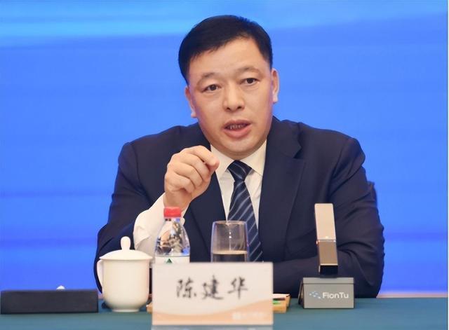 年入8177亿!超越华为成为国内最大民企,江苏女首富哪来那么多钱