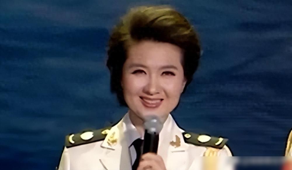 46岁主持人王静癌症去世,化疗后头发掉光,最后露面照被扒