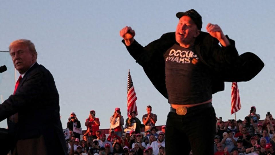 马斯克的审美令人惊叹,艾梅柏不愧是他难以忘怀的白月光