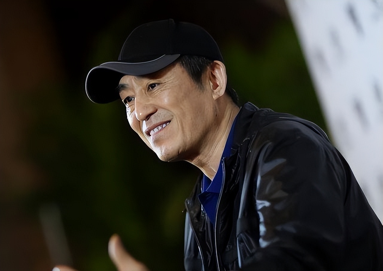 原形毕露!狐狸老了才是“老狐狸”,73岁张艺谋“小心思”太多