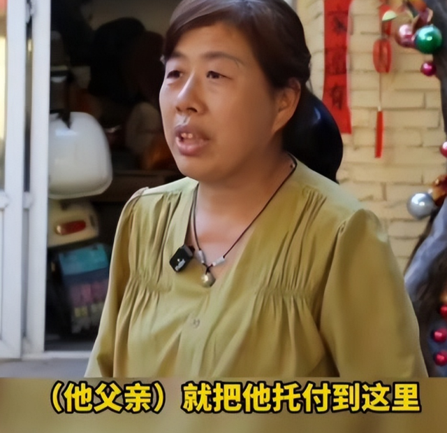 成名半年怒赚8000万,仅靠一首翻唱歌曲逆袭人生,他给家人长脸了