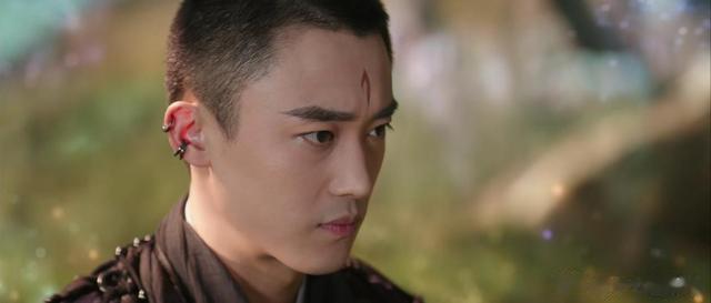 《大奉打更人》监正是天道化身,神殊是佛陀转世,那许七安是什么