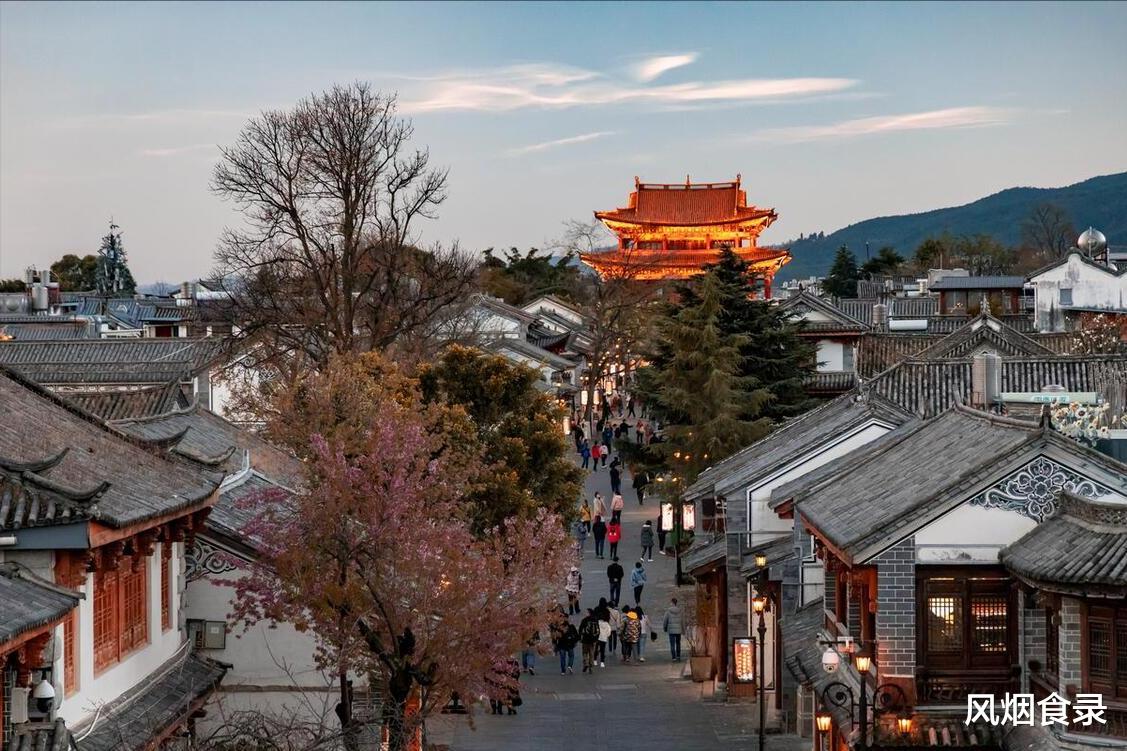 中国,哪里的景点美食最多?这10个地方上榜,价优,味美,不坑人