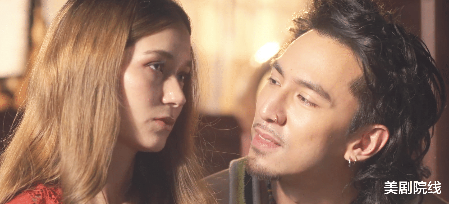 泰版《爱死机》!Netflix新剧尺度太生猛了