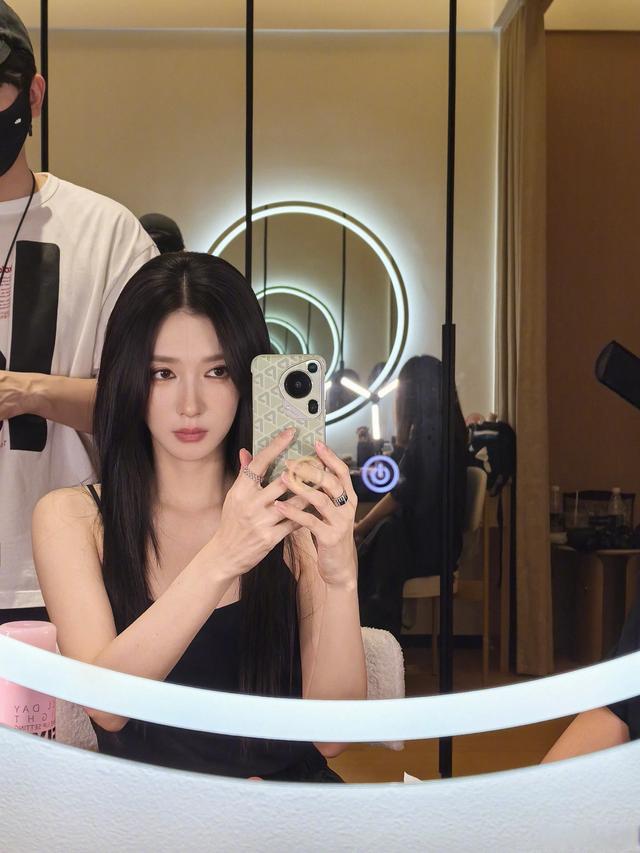 江疏影整容了?完全没认出来啊…