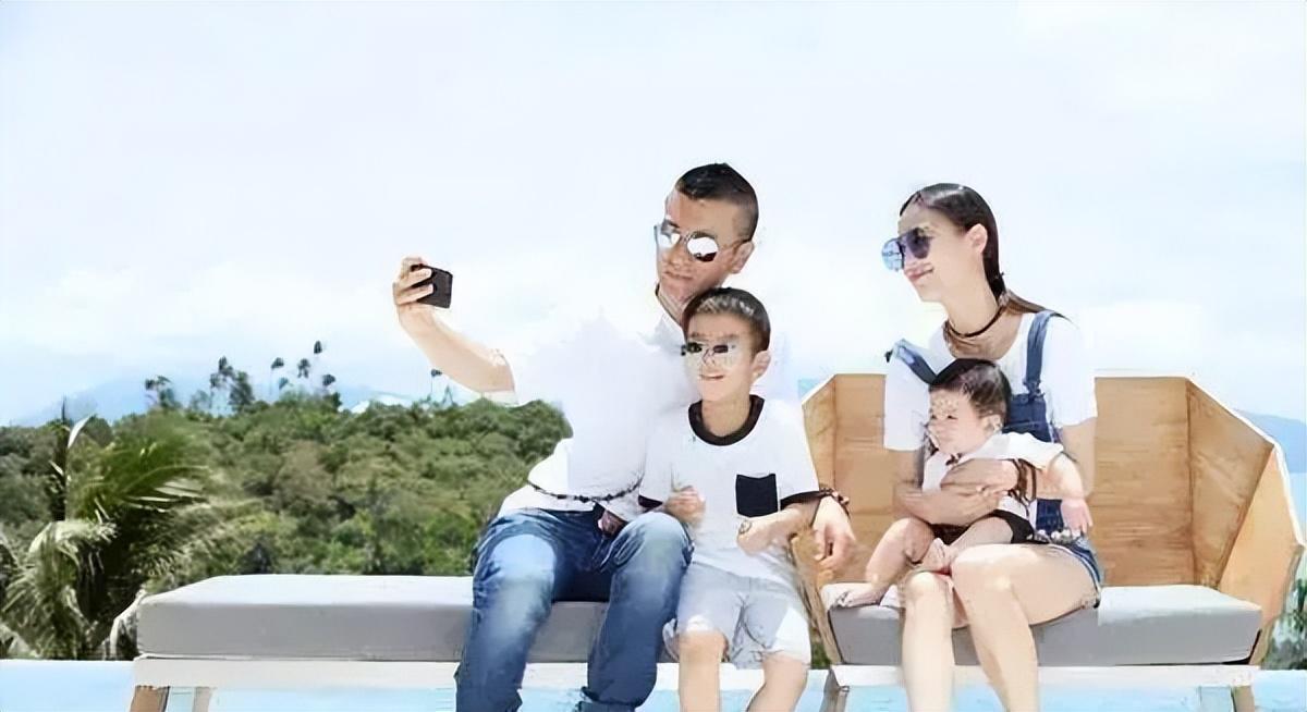 老公每年给两亿零花钱,出道多年零绯闻,她活成了女人们的榜样