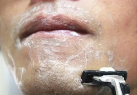 男人刮胡子的频率，可能会影响寿命？正常情况下，胡子应该多久一刮？