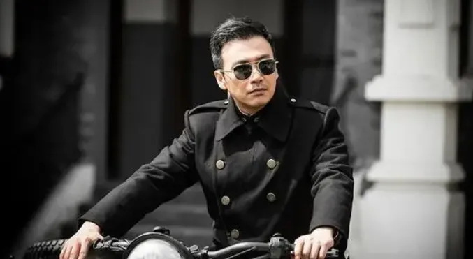 谍战教父再次出击!《梦外滩》来袭,柳云龙重续传奇谍战之路!