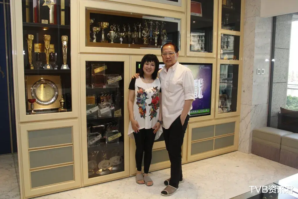 曾创下50点高收视!70岁TVB金牌监制宣布荣休,将与老婆环游世界