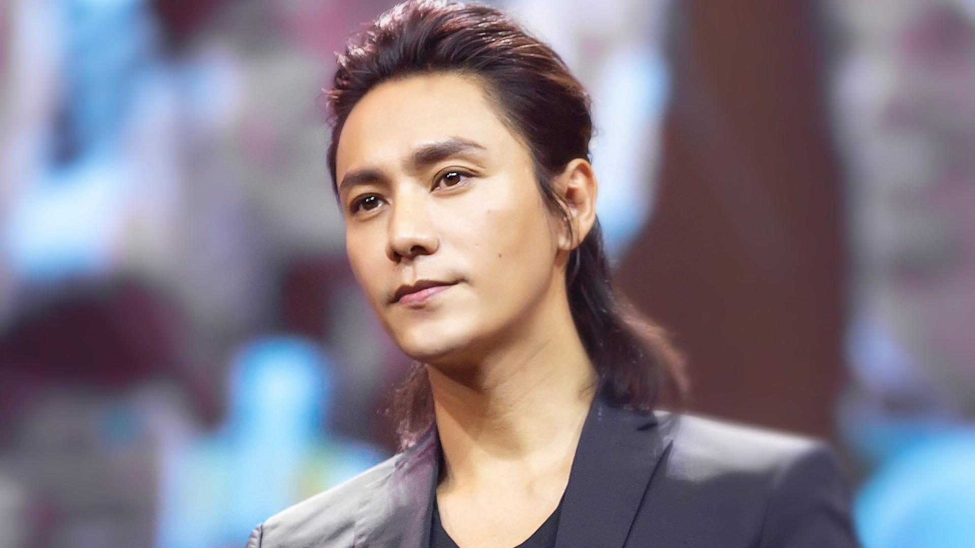 陈坤22岁儿子颜值惊艳，生母身份曝光，网友：为什么会是她？