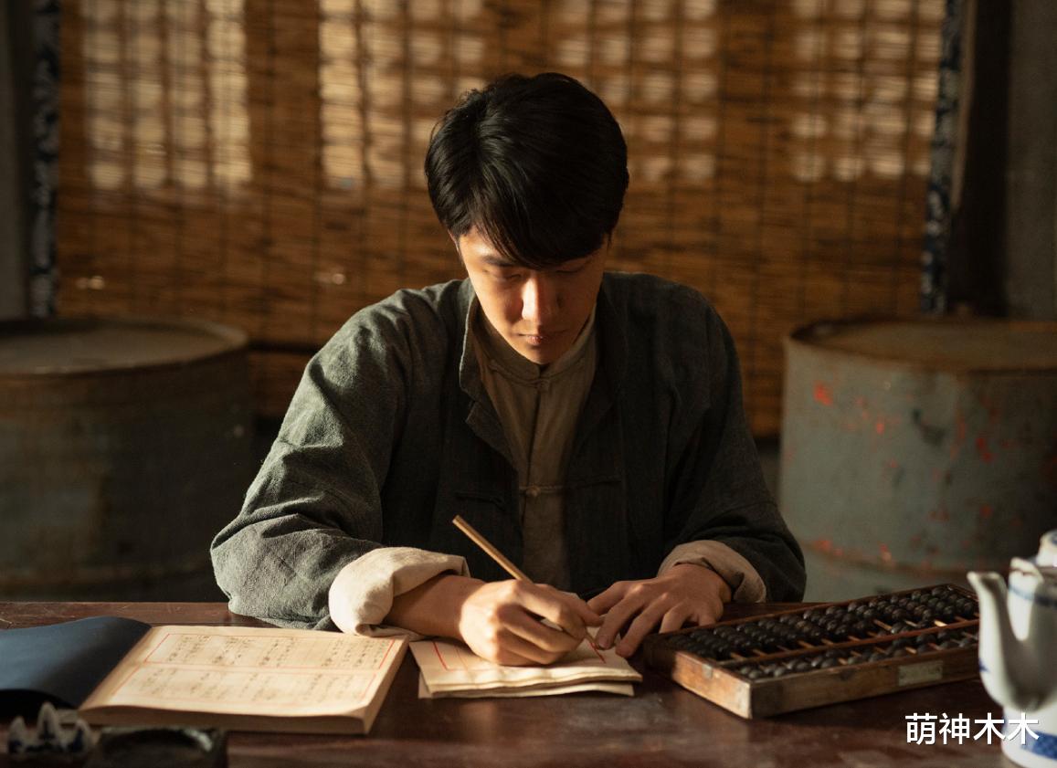 王一博新剧状态堪忧！整容后遗症明显，年代戏镜头里全暴露