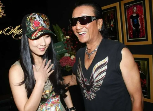 谢婷婷:未婚生女,7位男友无缝衔接,如今成人生赢家