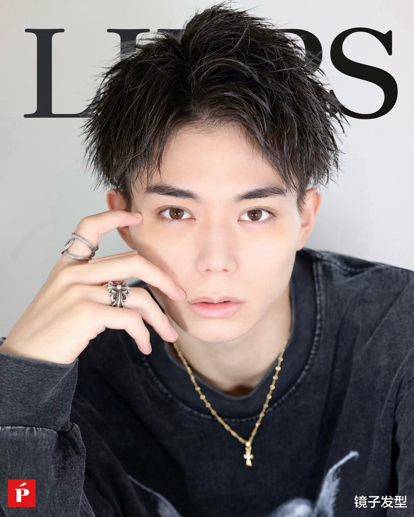 两侧铲短男发：帅气、利落与百变的新风尚