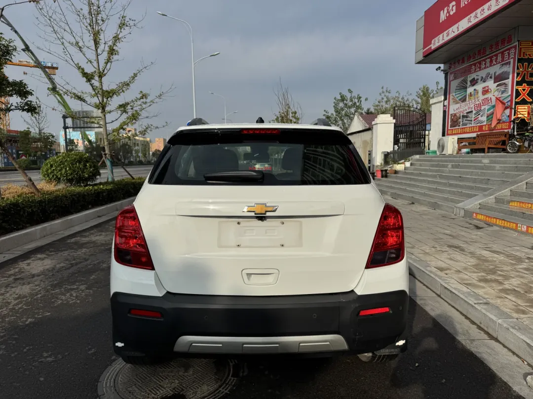 又一雪佛兰跌至亲民价，从9.99万直接降到了6.39万，秒杀英朗