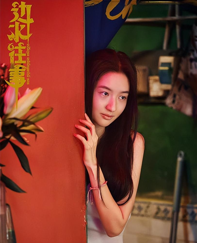 哭丧着脸演了32集,这剧到底是捧她还是毁她?