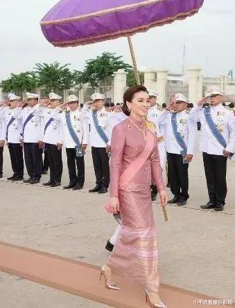 苏提达王后好日子没了,泰王连续纳2宠妃,都被她美丽漂亮