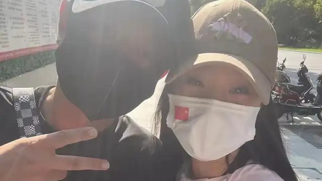 文章开通新账号，只关注女儿爱马一人，父女挽手同游西安温馨有爱