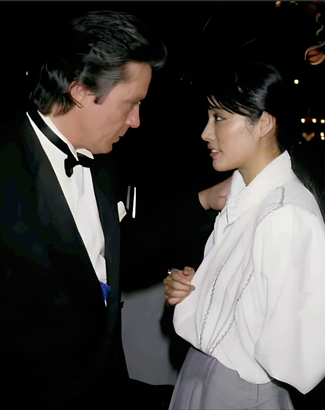 阿兰·德龙病逝上热搜!他曾追求我国一位著名女星