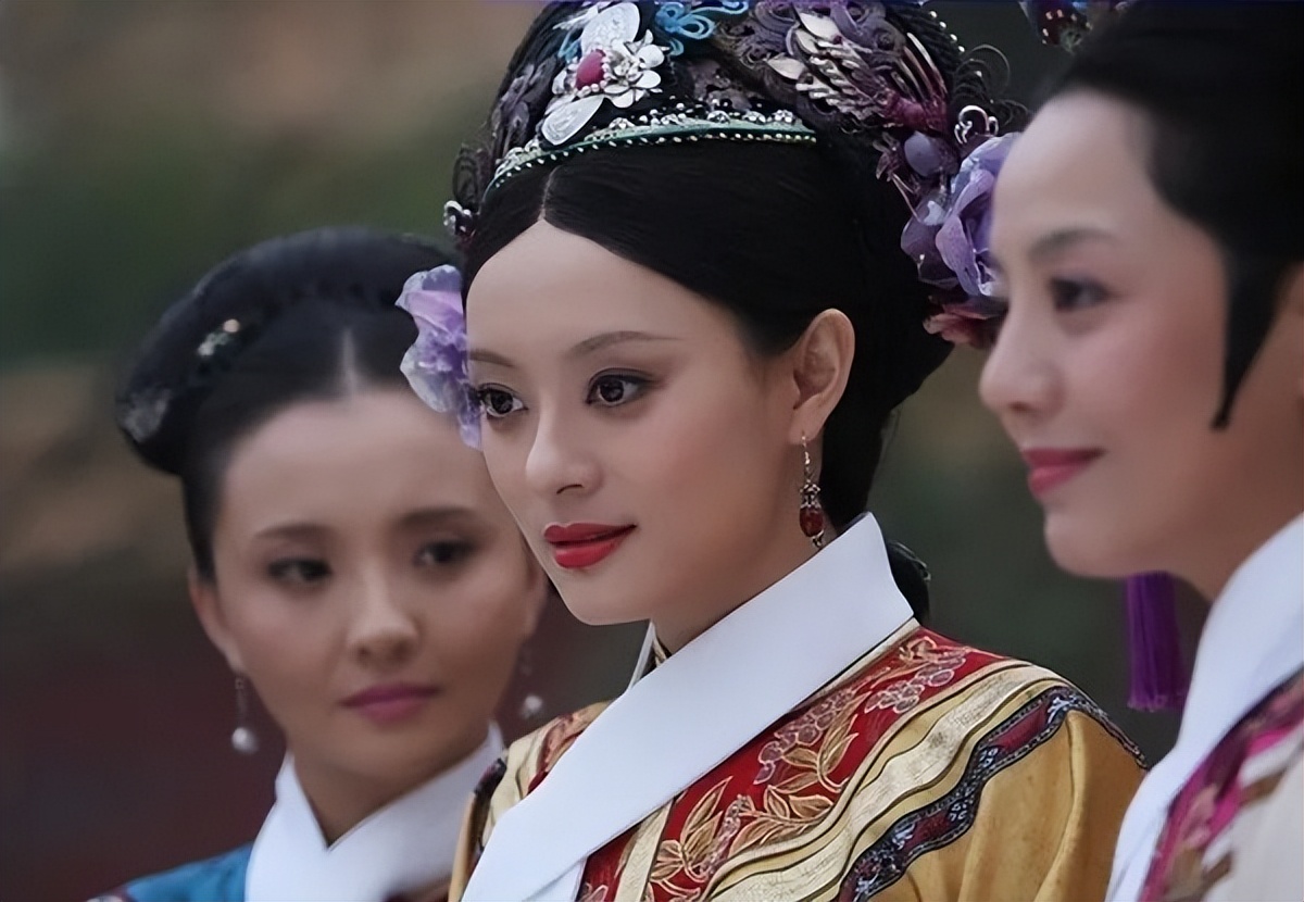 央视亲自点名宣传,肖战新剧首播将至,看到导演名字:收视稳了