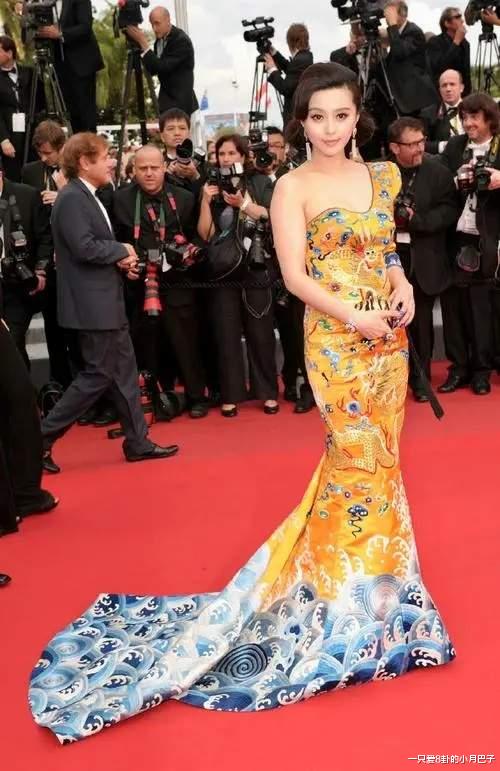 终究！高清下的范冰冰，还是躲不过断崖式衰老！没关系，气场在线