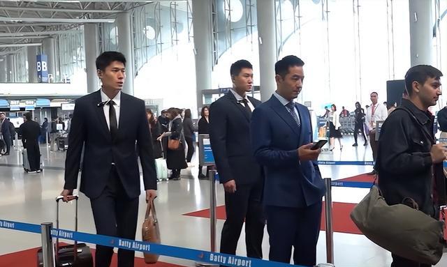 刘德华终于赌对了！灾难片《危机航线》评分9.5，恐成国庆档最佳